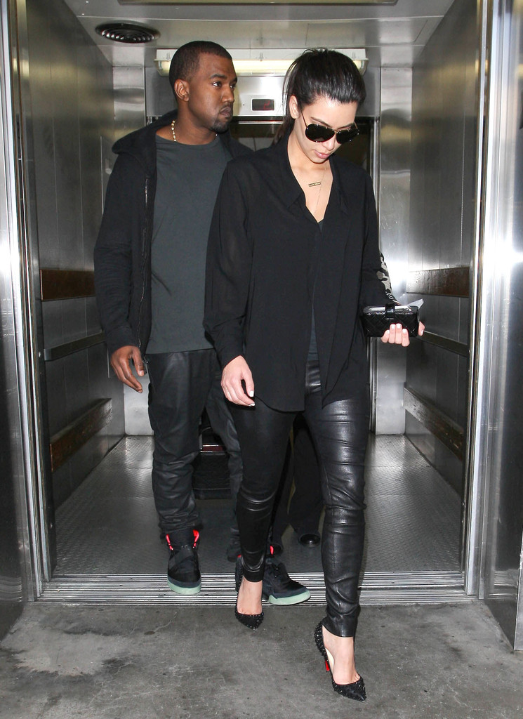 Kim Kardashian 16 07 2012 01 c