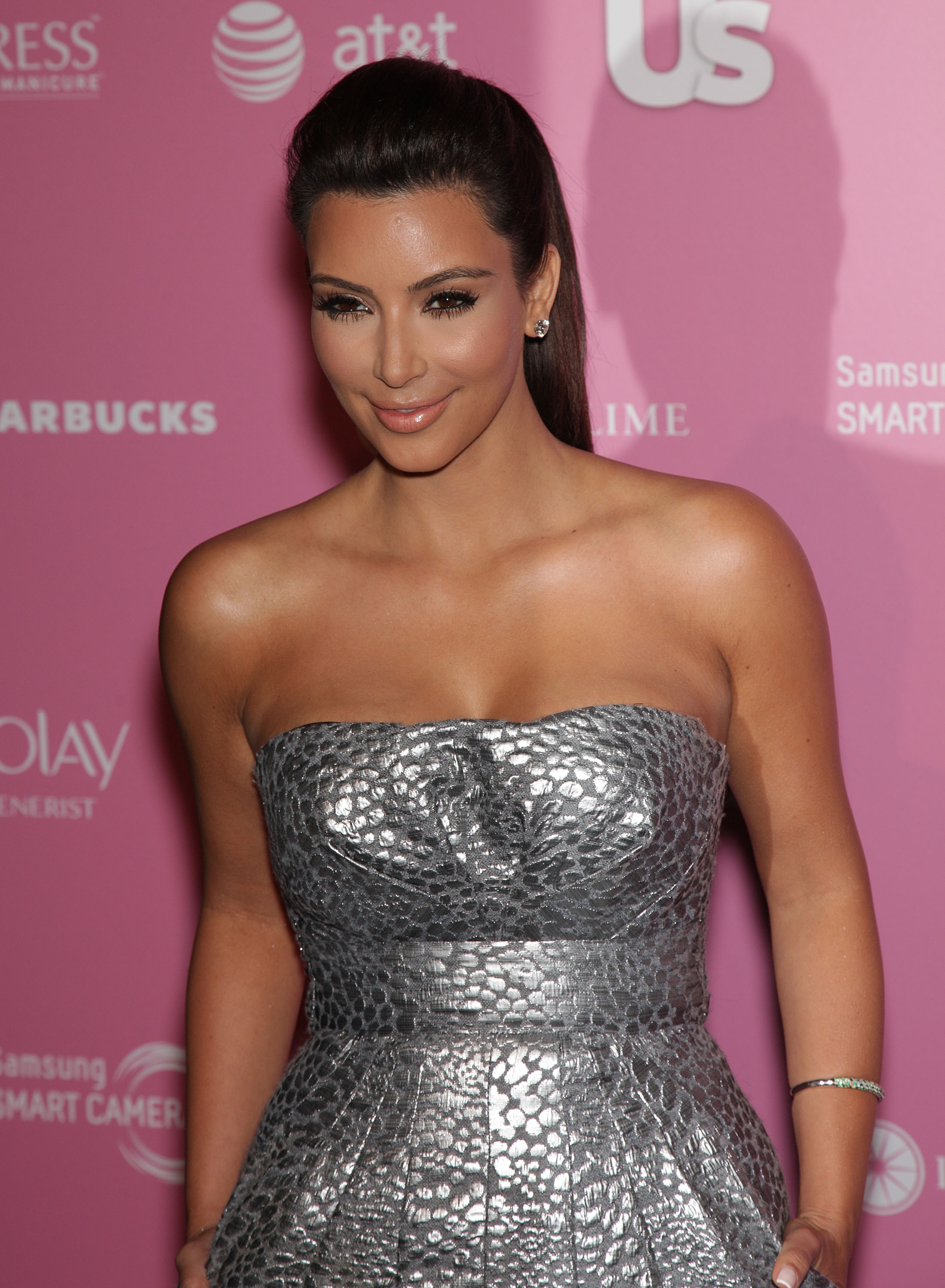 Hot this week. RBV rfhlfizy. Kim Kardashian 2012.