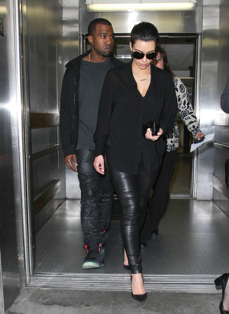 Kim Kardashian 16 07 2012 01 b
