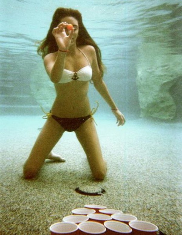 Hot Girls Underwater 7