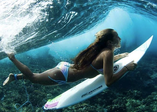 underwater surfer girl 4